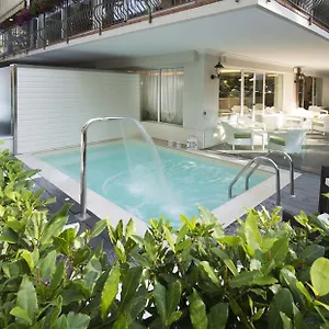 https://atlas-hotel.emilia-romagnahotels.net